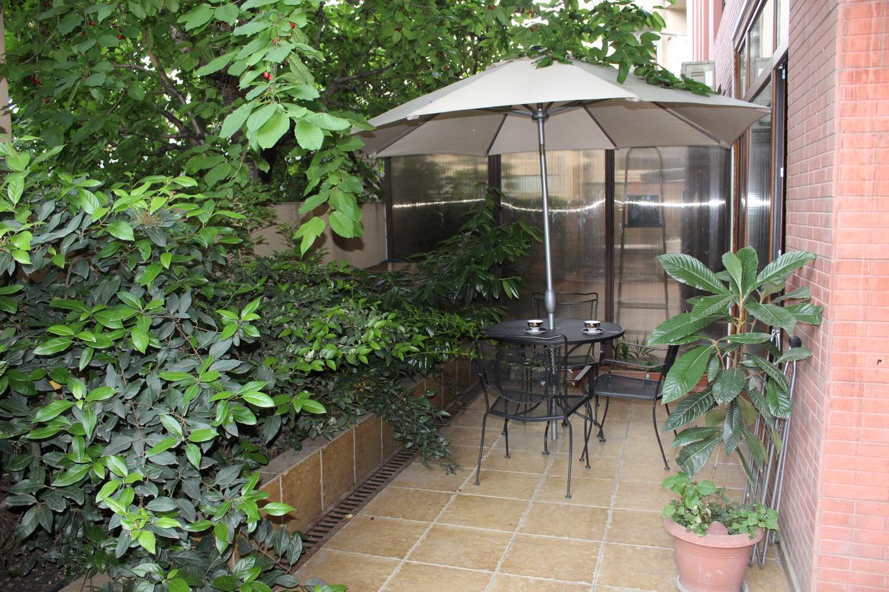 Green Terrace Tbilisi ภายนอก รูปภาพ